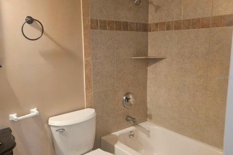 House in Port Charlotte, Florida 3 bedrooms, 105.91 sq.m. № 2109118 - photo 27