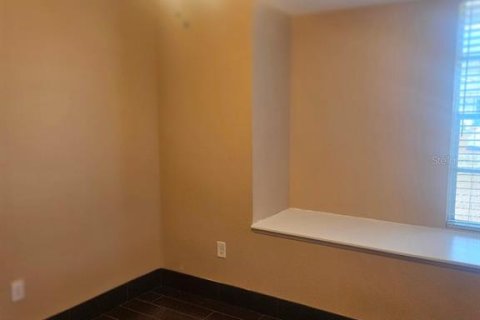 House in Port Charlotte, Florida 3 bedrooms, 105.91 sq.m. № 2109118 - photo 23