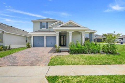 House in Minneola, Florida 5 bedrooms, 281.22 sq.m. № 1747549 - photo 1