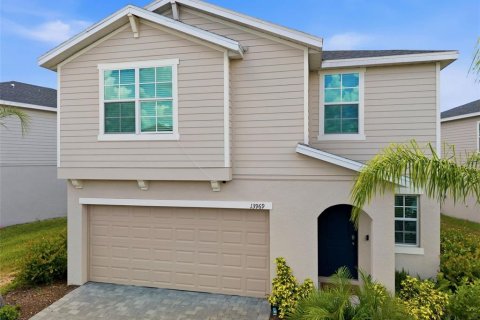 Casa en Bradenton, Florida 5 dormitorios, 205.69 m2 № 2312296