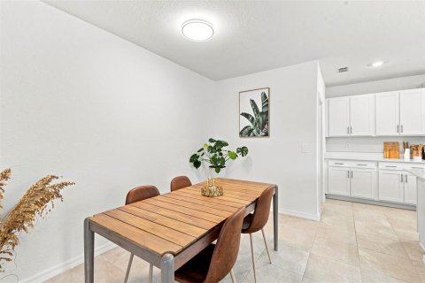Casa en venta en Bradenton, Florida, 5 dormitorios, 205.69 m2 № 2312296 - foto 13