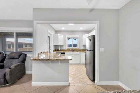Condominio en venta en Hollywood, Florida, 2 dormitorios, 81.75 m2 № 2245327 - foto 20