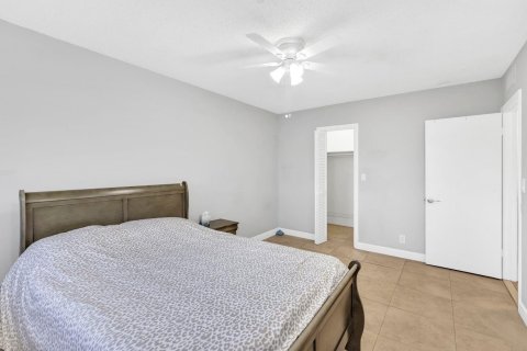 Condominio en venta en Hollywood, Florida, 2 dormitorios, 81.75 m2 № 2245327 - foto 13
