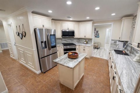 Villa ou maison à vendre à Brooksville, Floride: 3 chambres, 191.84 m2 № 2142304 - photo 12