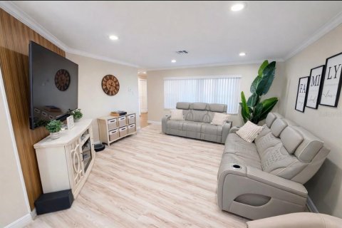 Villa ou maison à vendre à Brooksville, Floride: 3 chambres, 191.84 m2 № 2142304 - photo 10