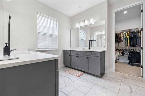 Casa en venta en Winter Garden, Florida, 5 dormitorios, 287.35 m2 № 2266949 - foto 16