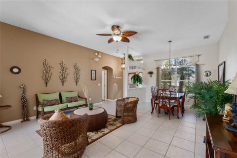 Casa en venta en Davenport, Florida, 4 dormitorios, 210.7 m2 № 1591395 - foto 12