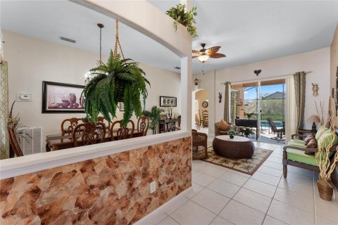 Casa en venta en Davenport, Florida, 4 dormitorios, 210.7 m2 № 1591395 - foto 5