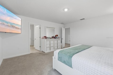 Villa ou maison à louer à Haines City, Floride: 5 chambres, 231.51 m2 № 2408327 - photo 15
