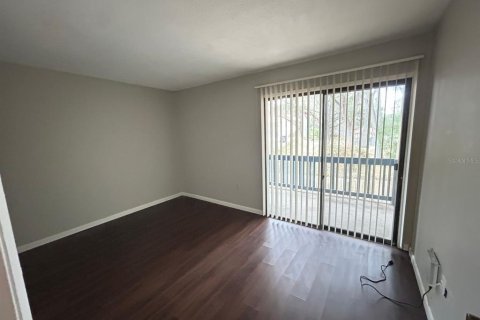 Condo in Gainesville, Florida, 1 bedroom  № 2233014 - photo 14