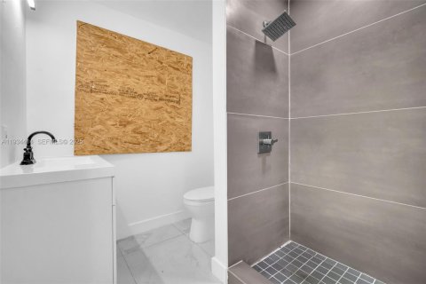 Casa en venta en North Miami, Florida, 3 dormitorios, 105.91 m2 № 1993258 - foto 27