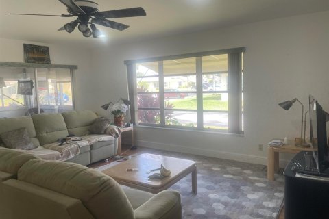 Apartment in Delray Beach, Florida 2 bedrooms, 110.18 sq.m. № 2086793 - photo 15