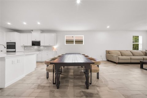 House in MERIDIAN PARKS in Orlando, Florida 5 bedrooms, 286.7 sq.m. № 2167446 - photo 15