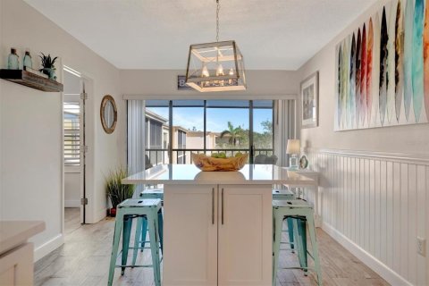 Condo in Bradenton, Florida, 1 bedroom  № 2206414 - photo 17
