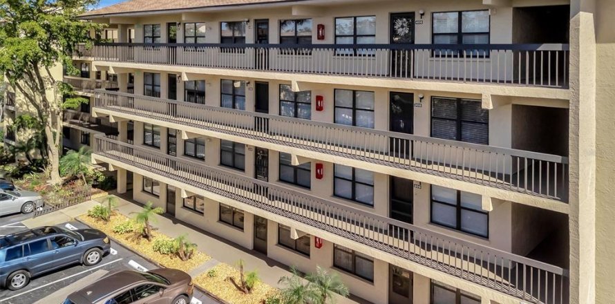 Condo in Bradenton, Florida, 1 bedroom  № 2206414