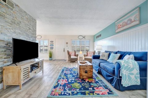 Condo in Bradenton, Florida, 1 bedroom  № 2206414 - photo 7