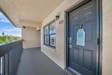Condo in Bradenton, Florida, 1 bedroom  № 2206414 - photo 2
