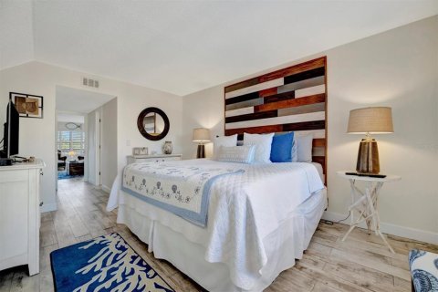 Condo in Bradenton, Florida, 1 bedroom  № 2206414 - photo 24