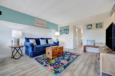 Condo in Bradenton, Florida, 1 bedroom  № 2206414 - photo 6