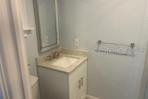 Villa ou maison à louer à Largo, Floride: 3 chambres, 144.93 m2 № 2150583 - photo 15