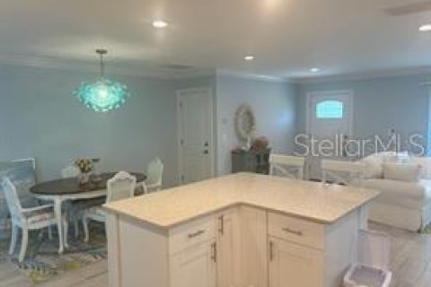 Villa ou maison à louer à Largo, Floride: 3 chambres, 144.93 m2 № 2150583 - photo 3