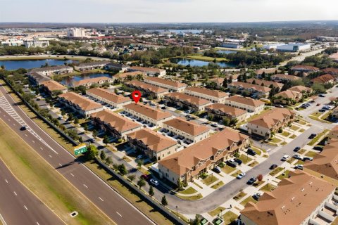 Touwnhouse à vendre à Kissimmee, Floride: 4 chambres, 165.55 m2 № 1591083 - photo 16