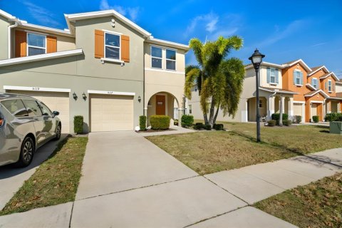 Touwnhouse à vendre à Kissimmee, Floride: 4 chambres, 165.55 m2 № 1591083 - photo 1