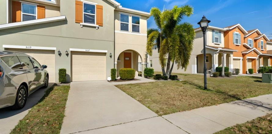 Touwnhouse à Kissimmee, Floride 4 chambres, 165.55 m2 № 1591083