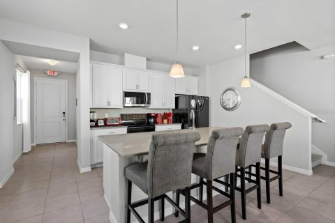 Touwnhouse à vendre à Kissimmee, Floride: 4 chambres, 165.55 m2 № 1591083 - photo 17