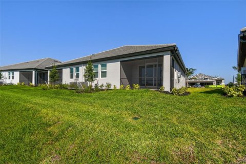 House in Lakewood Ranch, Florida 2 bedrooms, 155.24 sq.m. № 1720231 - photo 3
