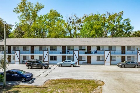 Immobilier commercial à vendre à Daytona Beach, Floride: 1844.48 m2 № 2099997 - photo 2