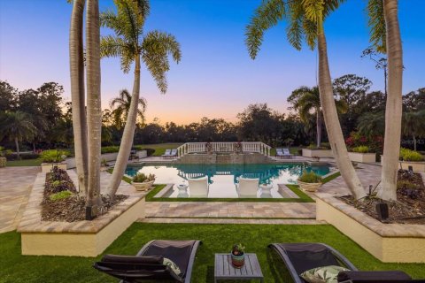 House in Sarasota, Florida 5 bedrooms, 837.79 sq.m. № 2214560 - photo 3