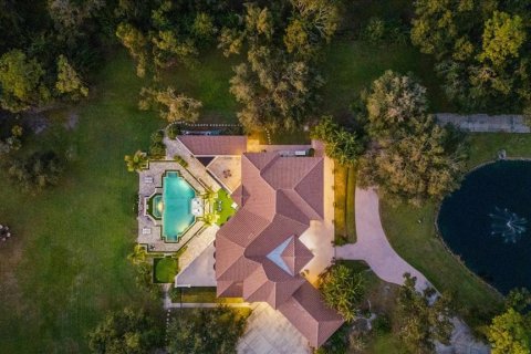 House in Sarasota, Florida 5 bedrooms, 837.79 sq.m. № 2214560 - photo 9