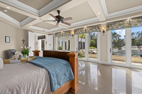 House in Sarasota, Florida 5 bedrooms, 837.79 sq.m. № 2214560 - photo 20