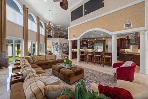 House in Sarasota, Florida 5 bedrooms, 837.79 sq.m. № 2214560 - photo 15