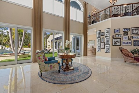 House in Sarasota, Florida 5 bedrooms, 837.79 sq.m. № 2214560 - photo 13