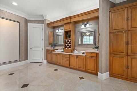 House in Sarasota, Florida 5 bedrooms, 837.79 sq.m. № 2214560 - photo 23