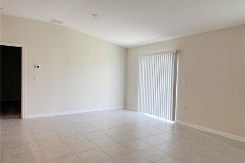 Casa en alquiler en Clermont, Florida, 3 dormitorios, 145.02 m2 № 1899453 - foto 10