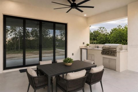 House in Orlando, Florida 4 bedrooms, 287.35 sq.m. № 2237252 - photo 12