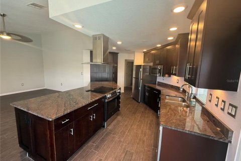 Casa en alquiler en Punta Gorda, Florida, 4 dormitorios, 189.8 m2 № 1822713 - foto 8