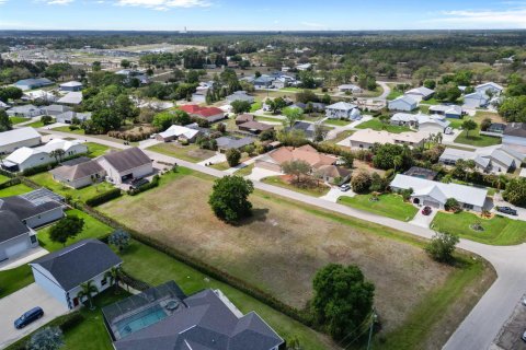 Commercial property in Fort Myers, Florida № 2146043 - photo 8