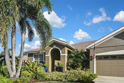 House in Sarasota, Florida 3 bedrooms, 221.11 sq.m. № 1849669 - photo 3