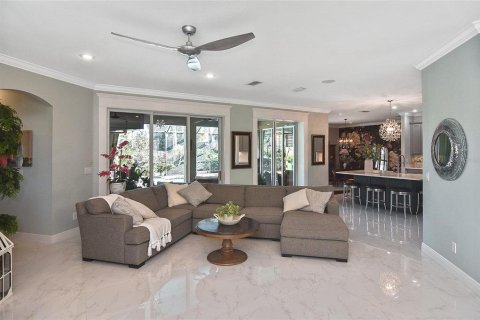 House in Sarasota, Florida 3 bedrooms, 221.11 sq.m. № 1849669 - photo 6