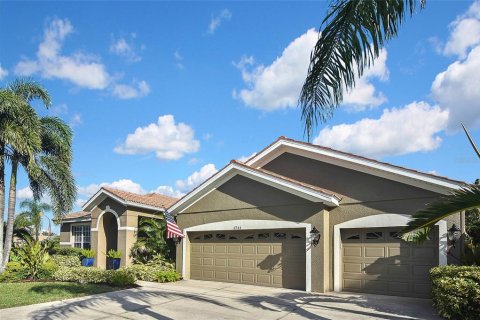 House in Sarasota, Florida 3 bedrooms, 221.11 sq.m. № 1849669 - photo 2