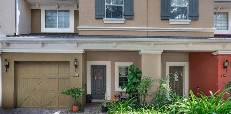 Touwnhouse à Oviedo, Floride 3 chambres, 177.44 m2 № 2387634