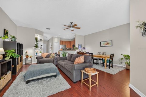 Touwnhouse à vendre à Oviedo, Floride: 3 chambres, 177.44 m2 № 2387634 - photo 6