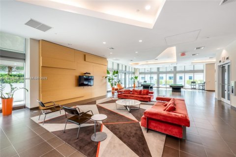 Condominio en venta en Miami, Florida, 1 dormitorio, 65.68 m2 № 1780147 - foto 18
