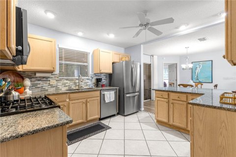 Casa en venta en The Villages, Florida, 2 dormitorios, 129.88 m2 № 1918480 - foto 8
