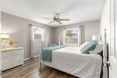Casa en venta en The Villages, Florida, 2 dormitorios, 129.88 m2 № 1918480 - foto 24