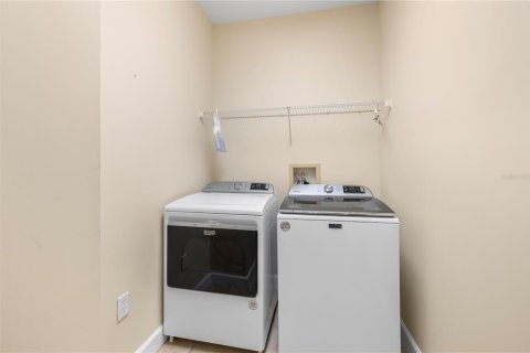 Townhouse in Madeira Beach, Florida 3 bedrooms, 206.52 sq.m. № 2235996 - photo 19